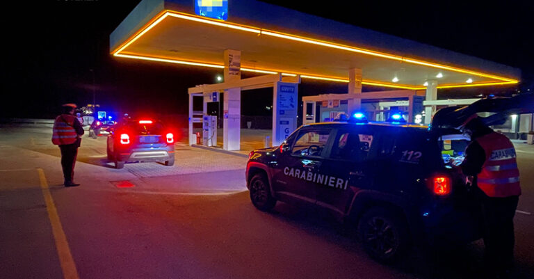 Controllo carabinieri potenza FB