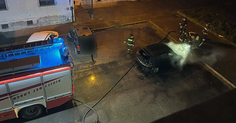 INCENDIO AUTO EBOLI 26 FEBBRAIO FB