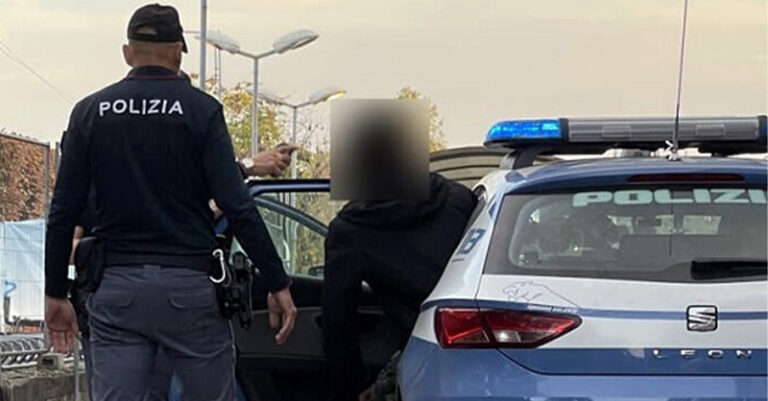 foto espulsione salerno FB
