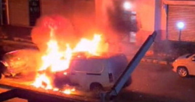 INCENDIO FURGONE EBOLI MARZO 2025