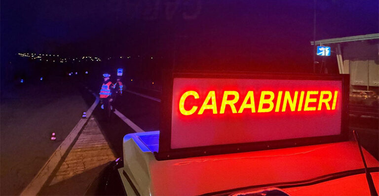 Norm in notturna carabinieri potenza FB