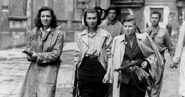 donne partigiane resistenza fb
