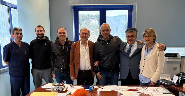 equipe-protesi-eboli-fb