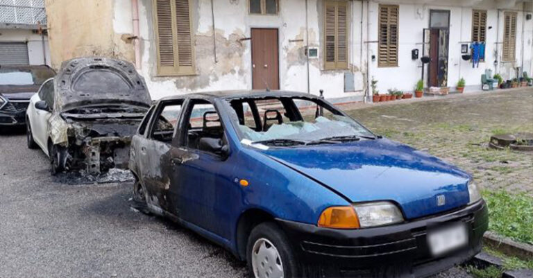 incendio auto battipaglia 29 marzo