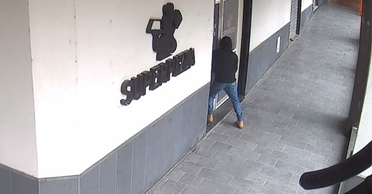 ladro pizzeria pontecagnano 30 marzo fb