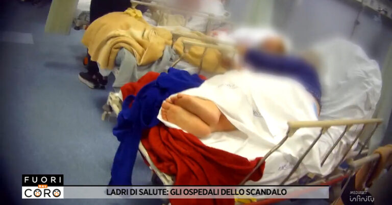 ruggi di salerno-rete 4-FB