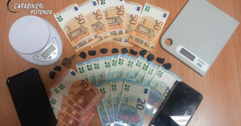 arresto potenza carabinieri 20 aprile