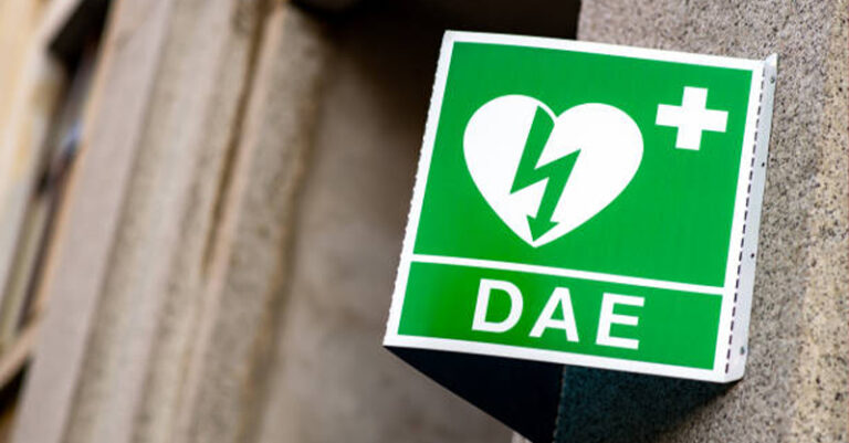 defibrillatore fb