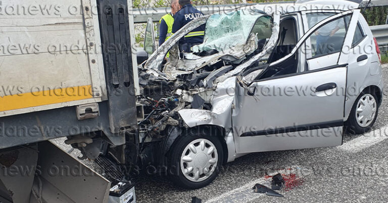 incidente stradale eboli 14 aprile FB