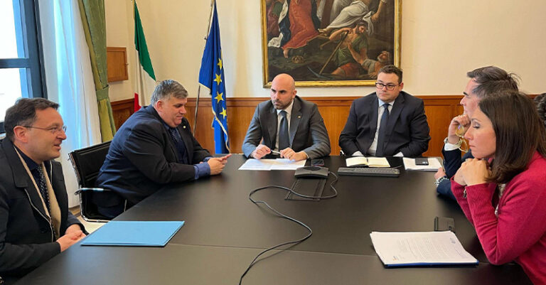 incontro mit ss 166 degli alburni